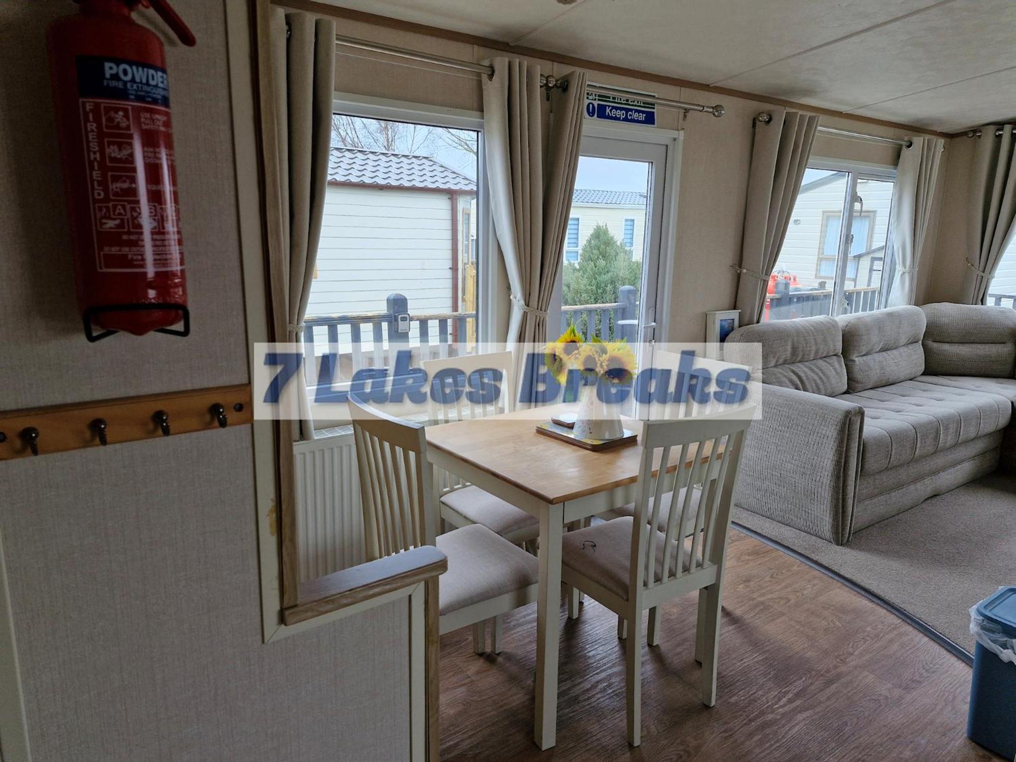 7 Lakes Breaks At 7 Lakes Country Park Crowle  Luaran gambar