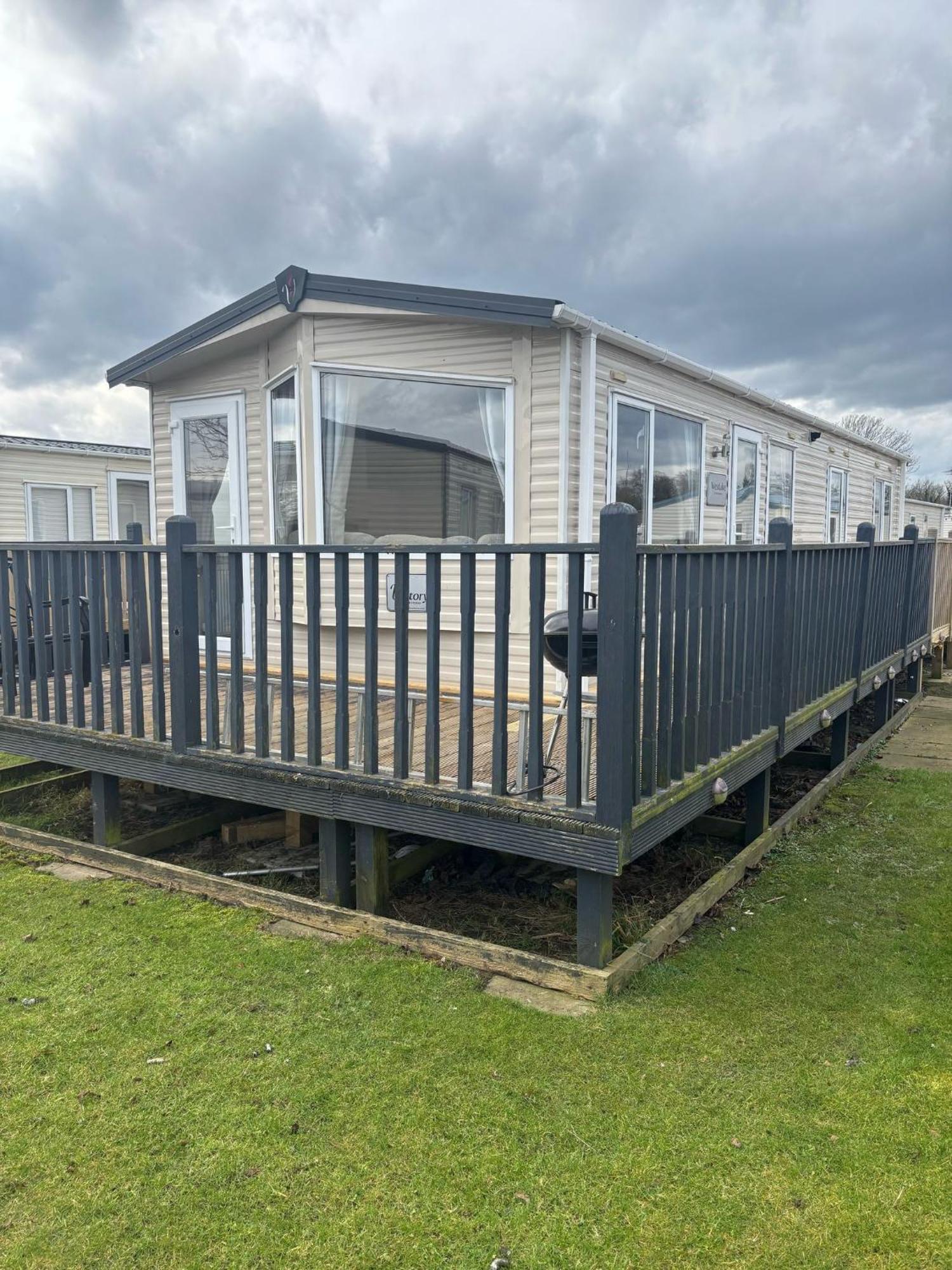 7 Lakes Breaks At 7 Lakes Country Park Crowle  Luaran gambar