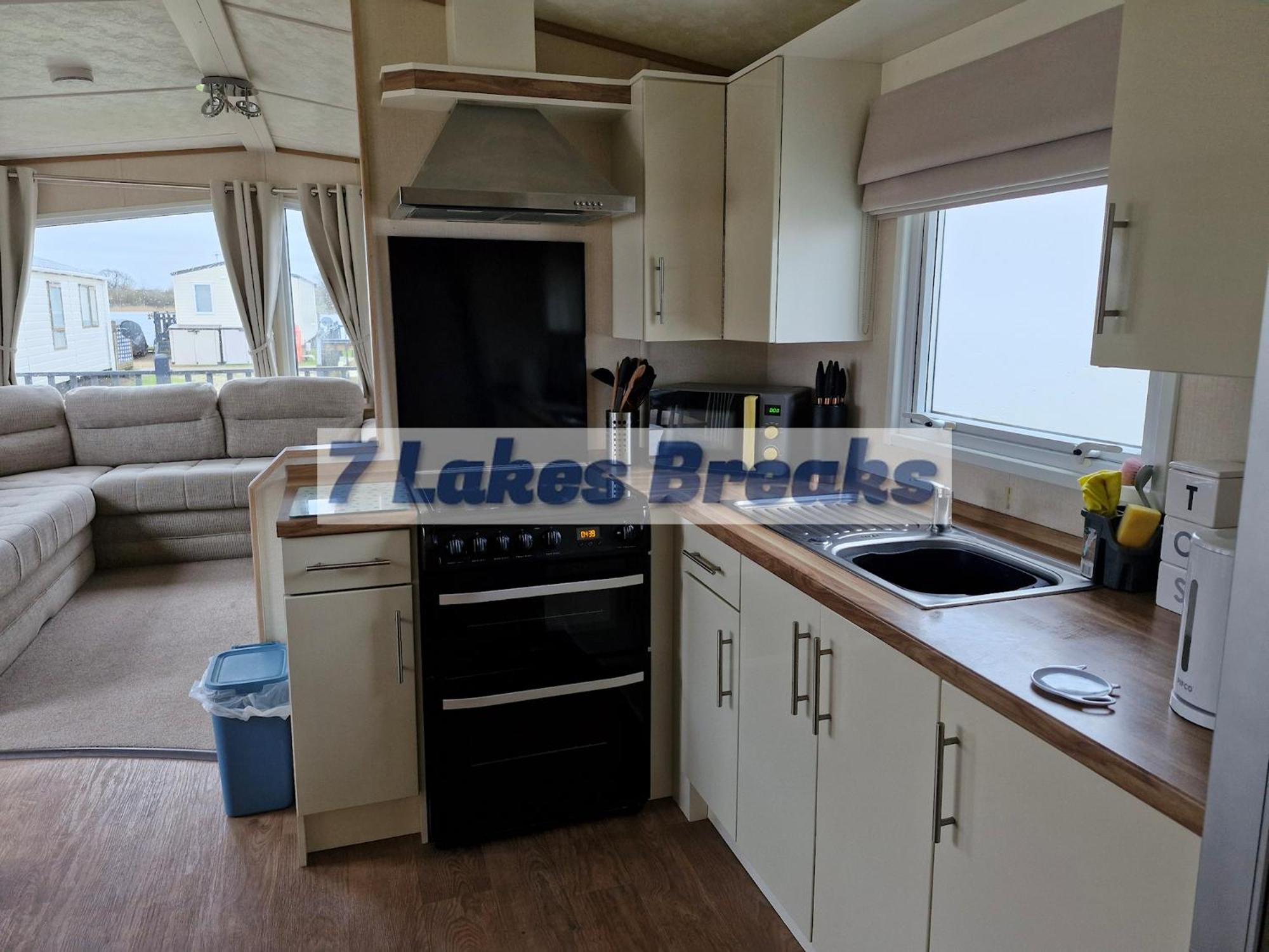 7 Lakes Breaks At 7 Lakes Country Park Crowle  Luaran gambar