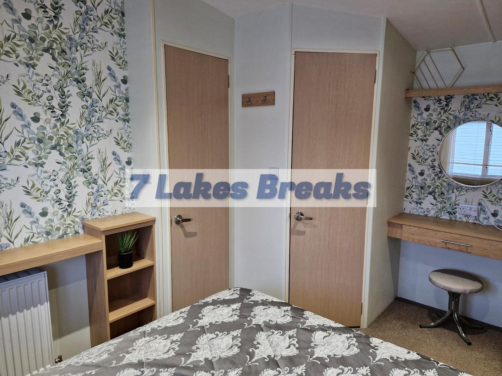 7 Lakes Breaks At 7 Lakes Country Park Crowle  Luaran gambar